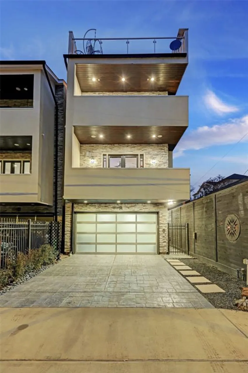 1808 Fairview
